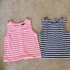 Gap sleeveless tops - set of 2